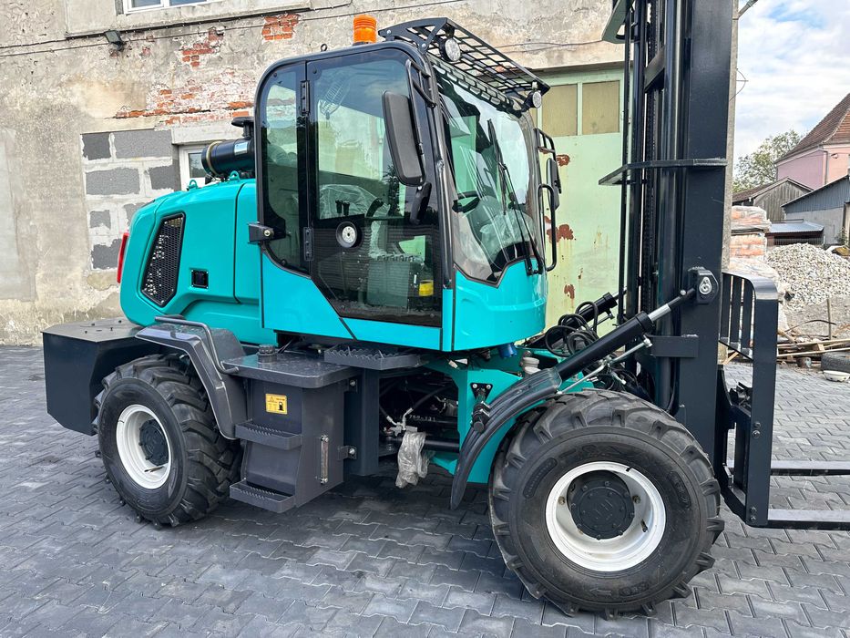 Wózek widłowy przegubowy terenowy 3,5t widlak 4x4 klimatyzacja W CENIE