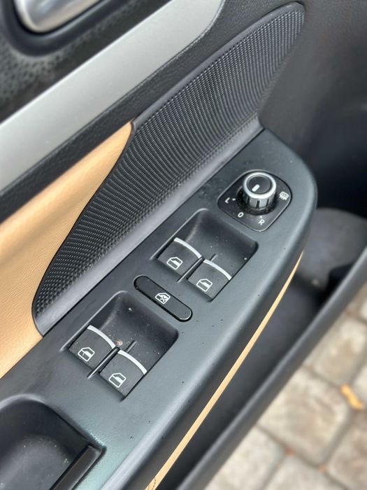 Продам Volkswagen Golf VI 2011 рік можлива розстрочка,кредит,обмін!