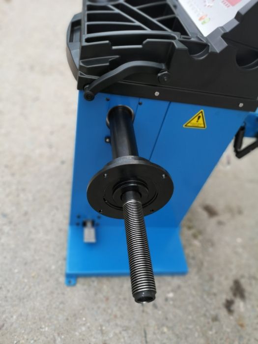 Wyważarka do kół ECODYNA 310