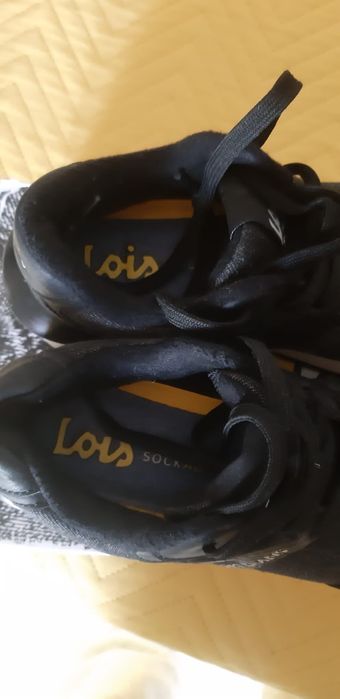 Tenis pretos marca lois em óptimo estado