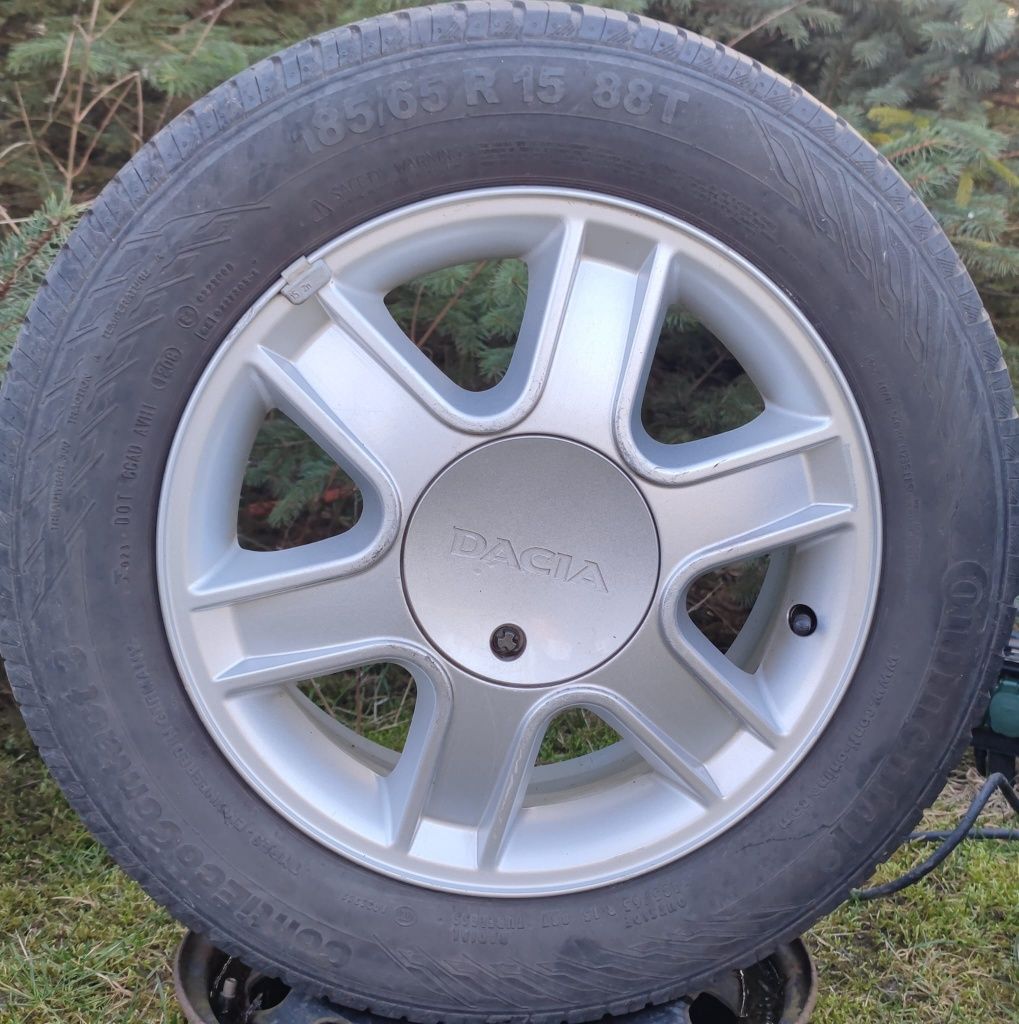 Felgi opony lato Dacia Sandero Lodgy Doker 6Jx15 ET50 4x100