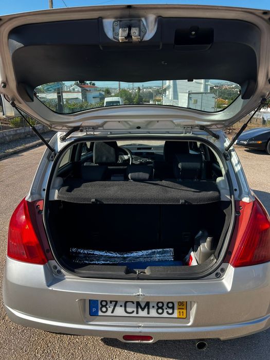 Suzuki swift 1.3