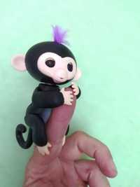 Інтерактивна мавпочка на палець Happy Monkey 801 розмір 12 см