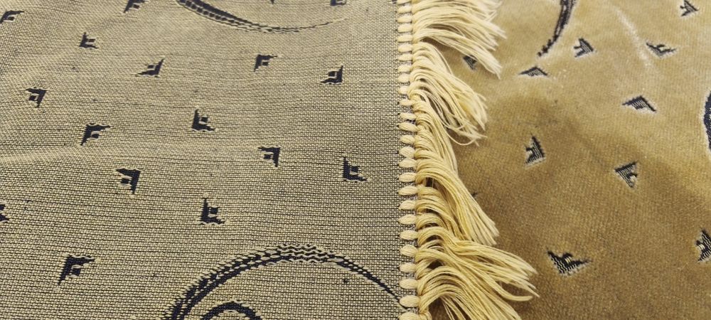 Покривало на диван