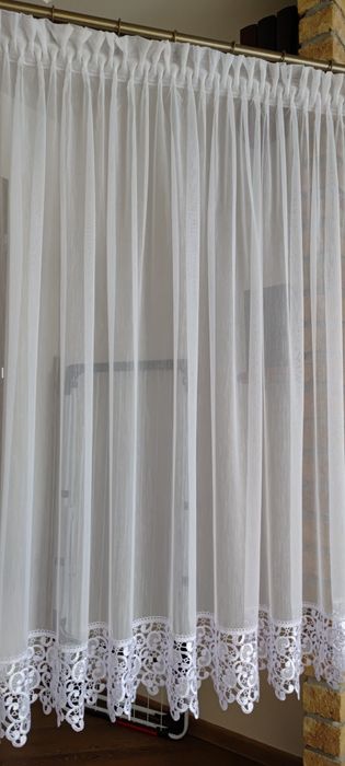 Nowa biała firanka z gipiurą 200 x 130 cm