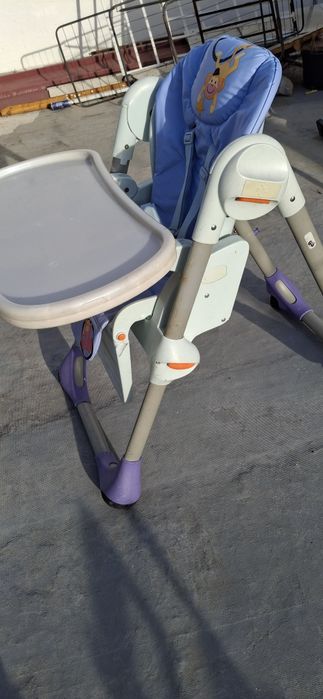 Cadeirinha de alimentação