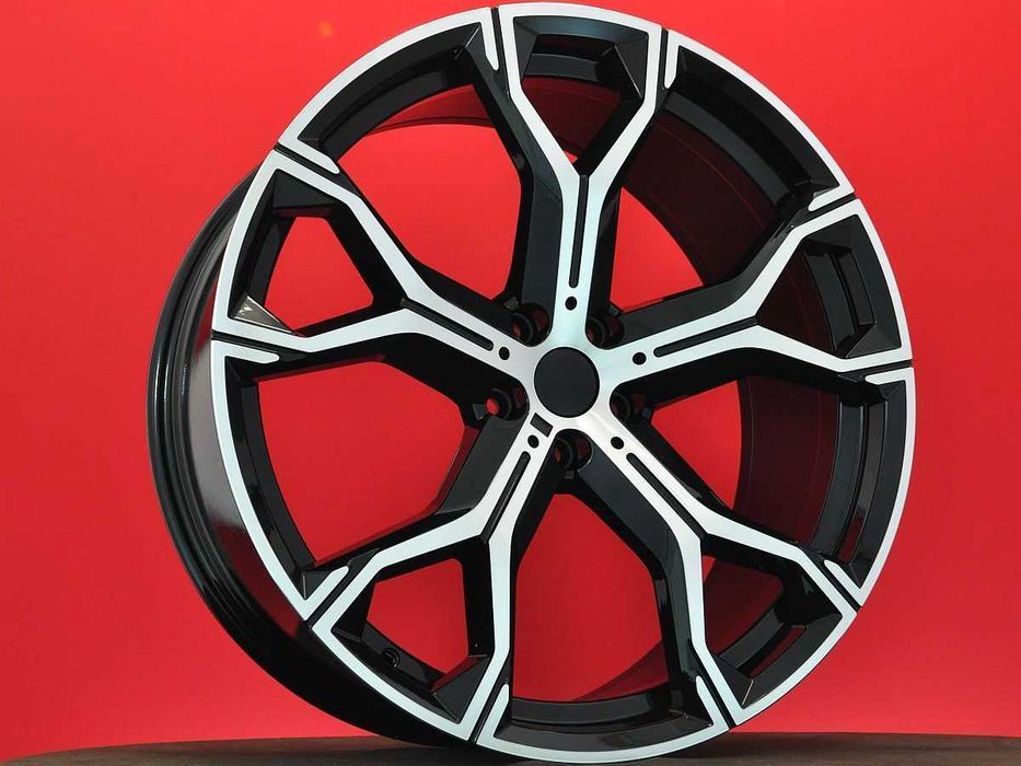 Czarne felgi R22 5X112 BMW X5 G05 Facelift LCI X5M X6 G06 X6M X7 G07