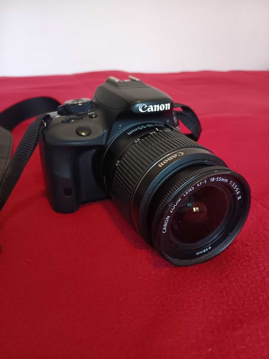 Canon EOS 100D - Perfeita para iniciantes e viagens