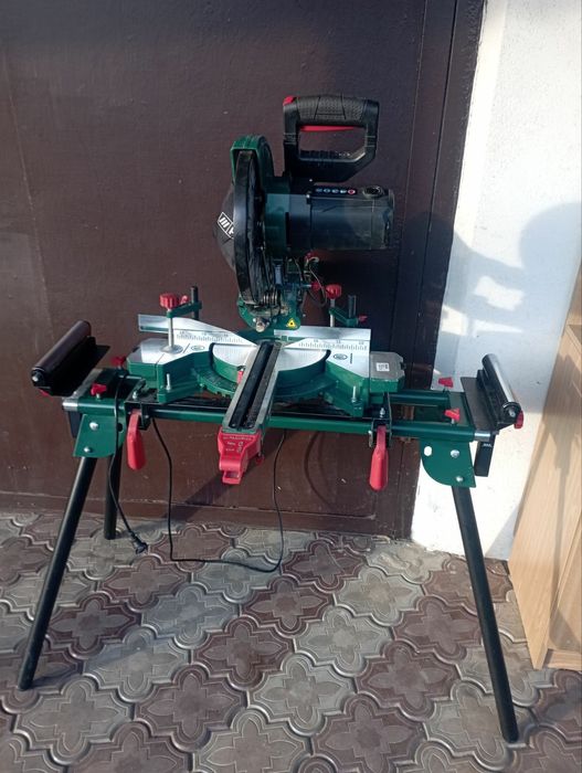 Торцовочна пила  Parkside