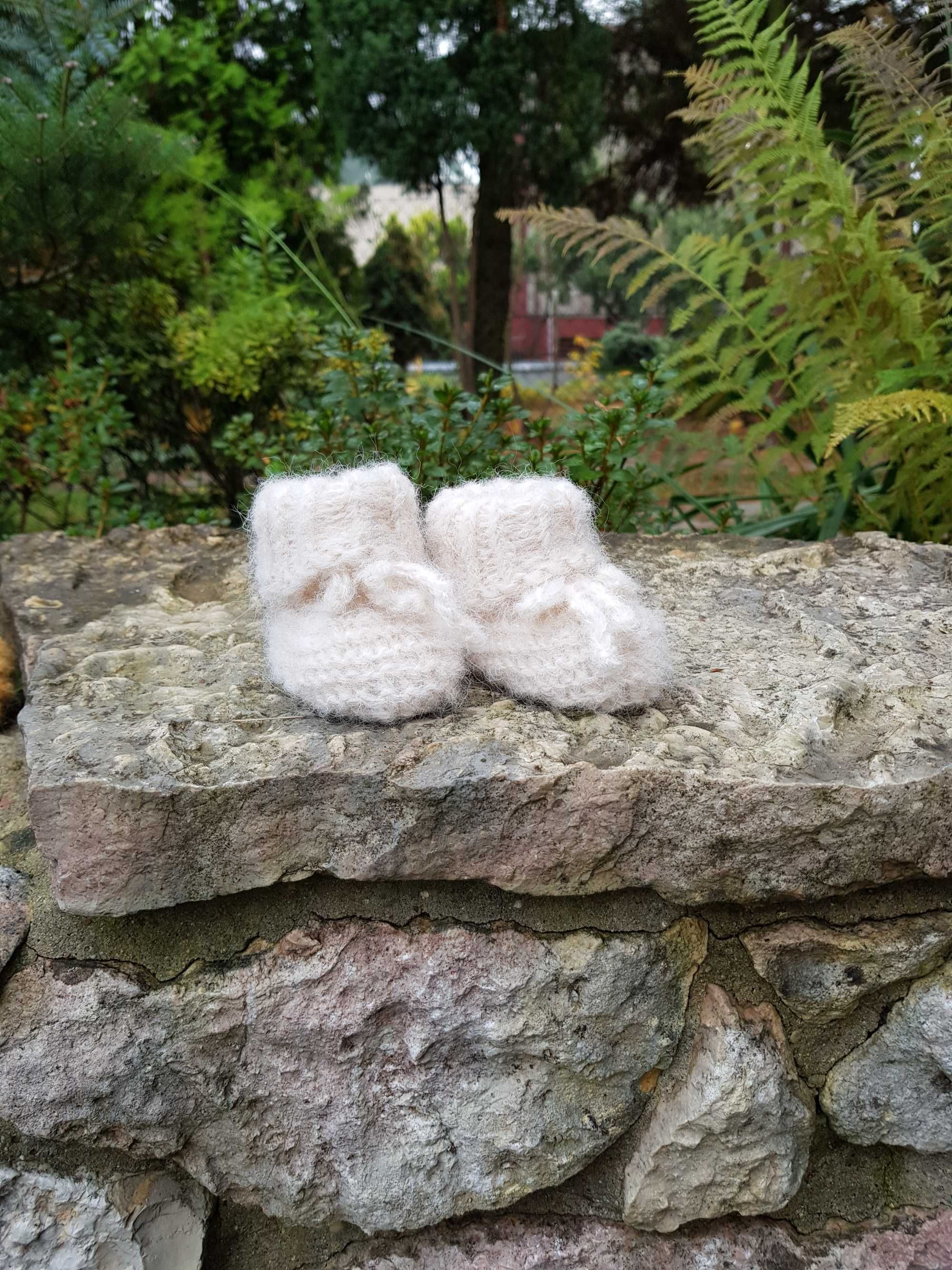 Buciki, skarpetki niemowlęce handmade ecru alpaka/jedwab 8/9 cm