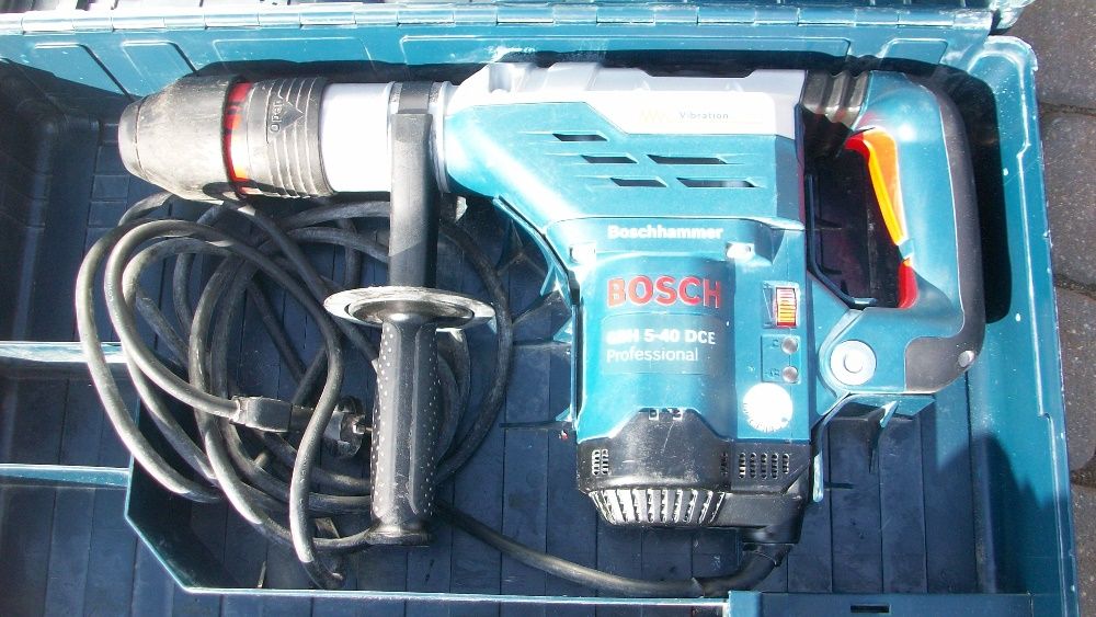 Młot udarowy BOSCH GBH5-40DCE