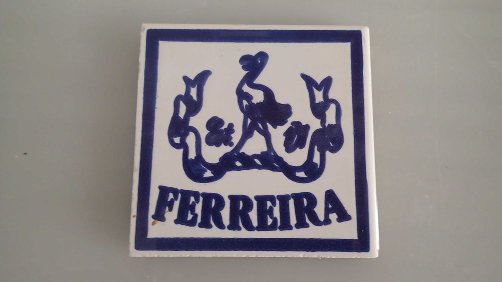 Azulejos antigos diversos