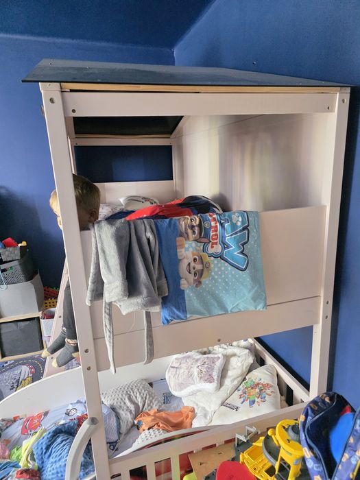 Łóżeczko domek dla dzieci