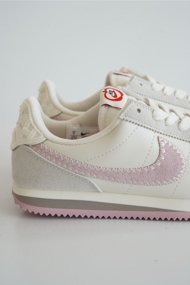 Nike Cortez Valentines Day Pink Vintage Найк Кортез Рожеві Жіночі Nike