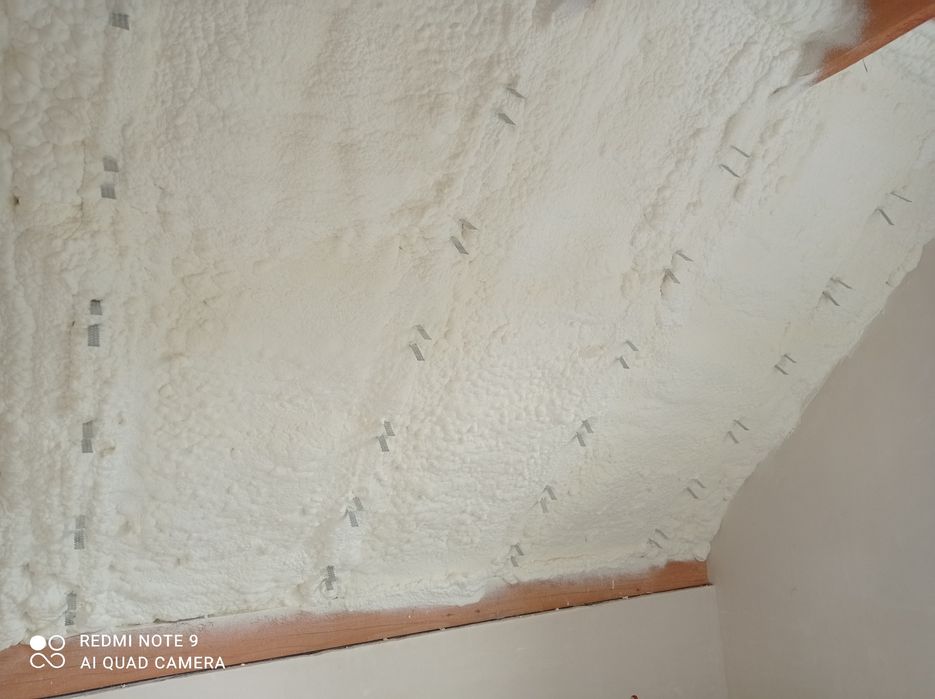 Izolacje piana pur ocieplenie  termomodernizacja