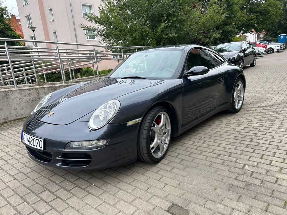 Porsche 911 Carrera 4 Stan bardzo dobry