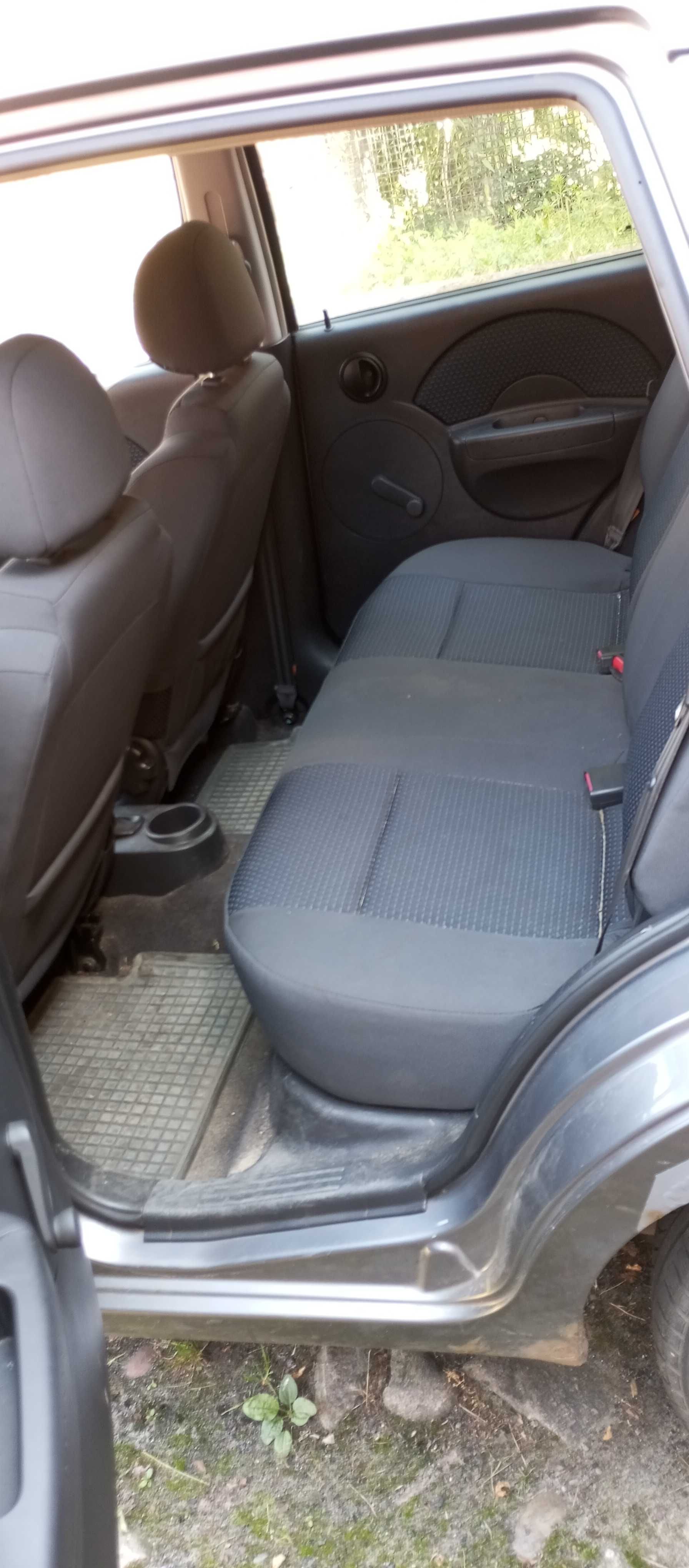 Sprzedam chevroleta kalos