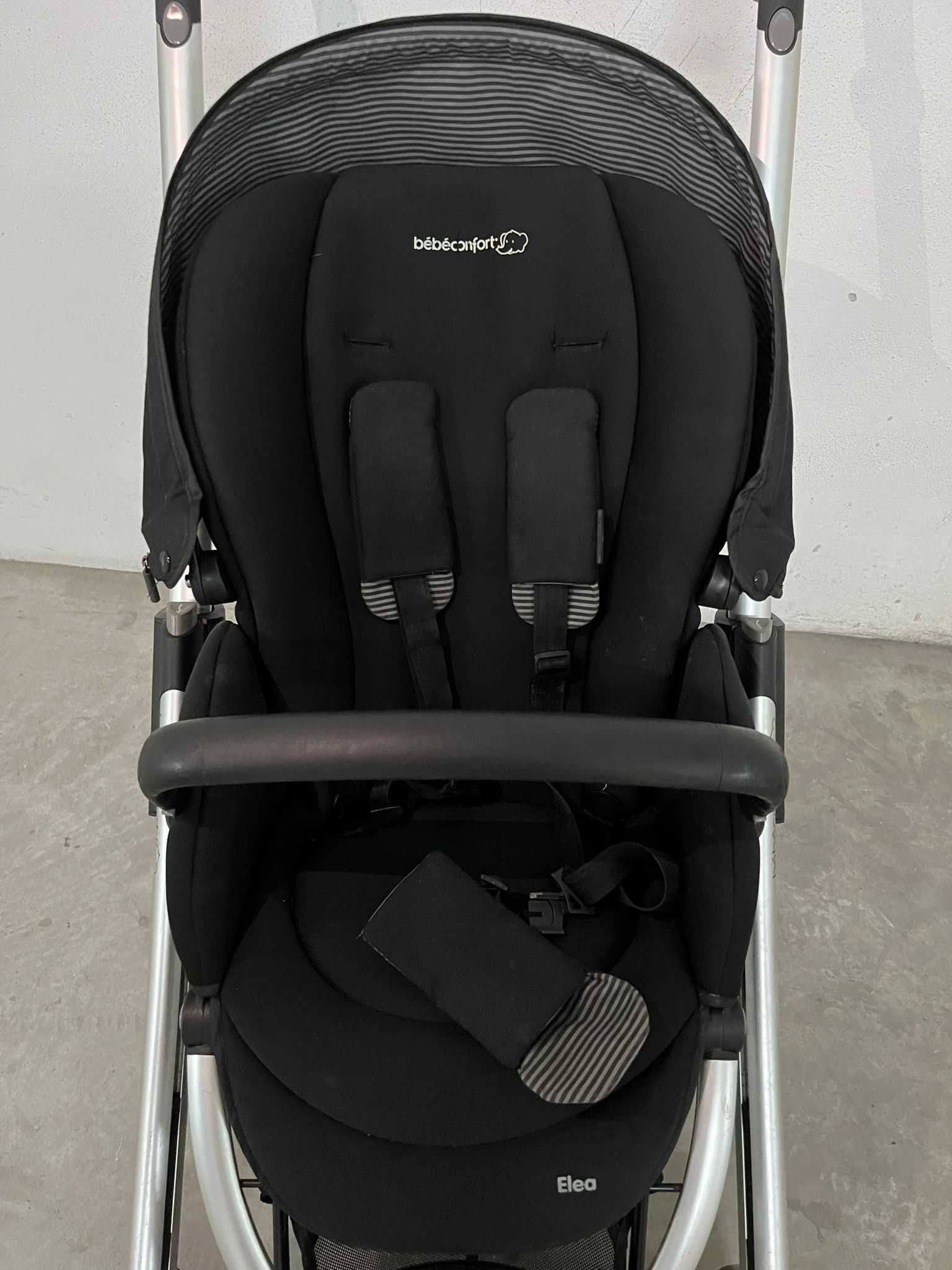 Carrinho de Bebê (BEBECONFORT)