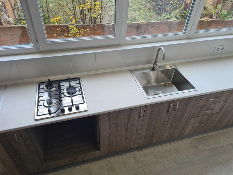 2-к з ремонтом у новому будинку, Київська