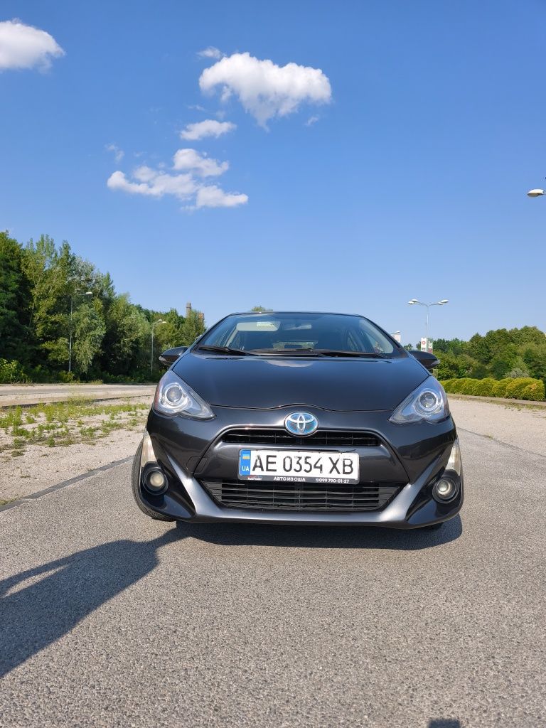 Toyota Prius C 2015