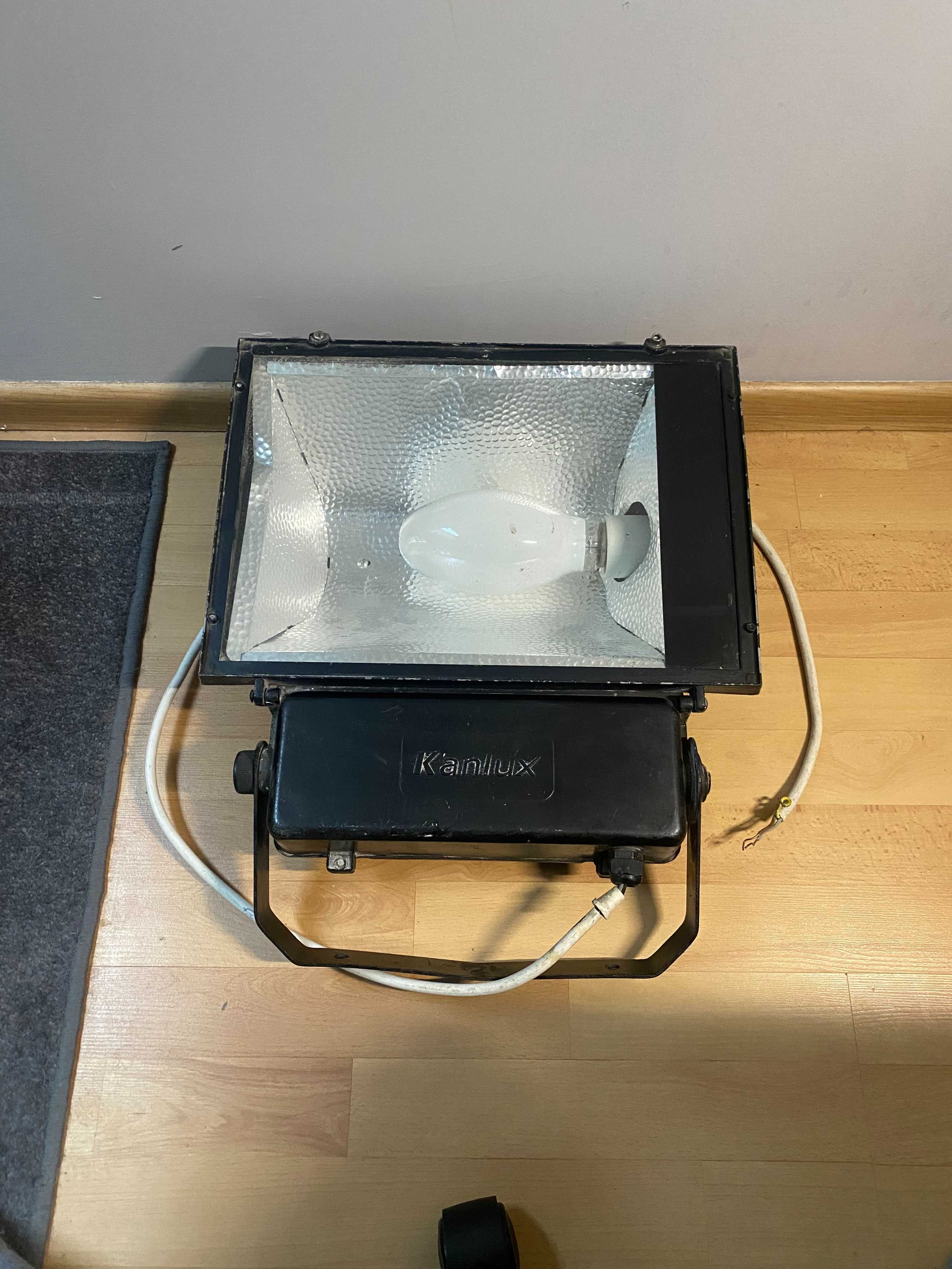 Projektor metalohalogenkowy 400W E40 AVIA MTH-478/400W