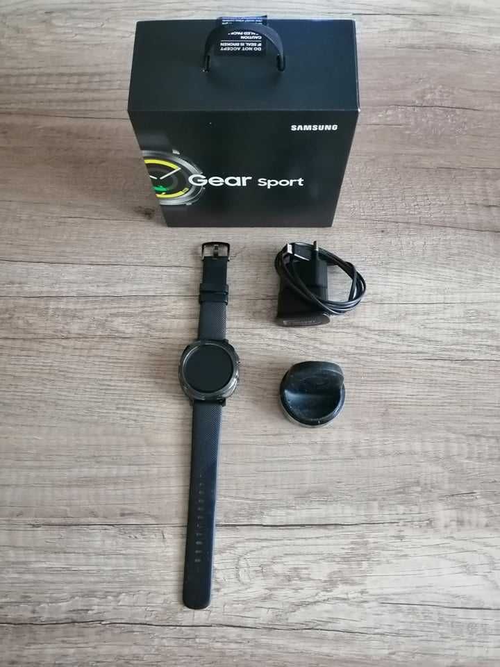 SAMSUNG Gear Sport