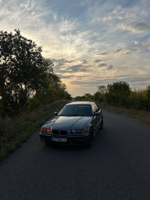 Продам или обменяю на ниву BMW е36 м50