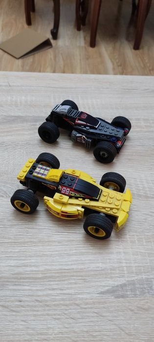 Klocki LEGO, samochody Racers Hot Busters i Exo Raider, samochody z na