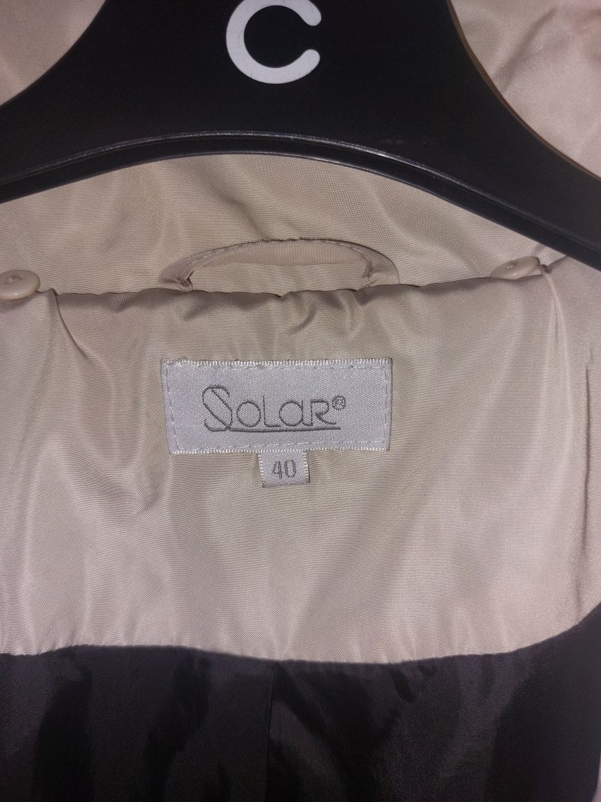Elegancka jesienna Kurtka Solar