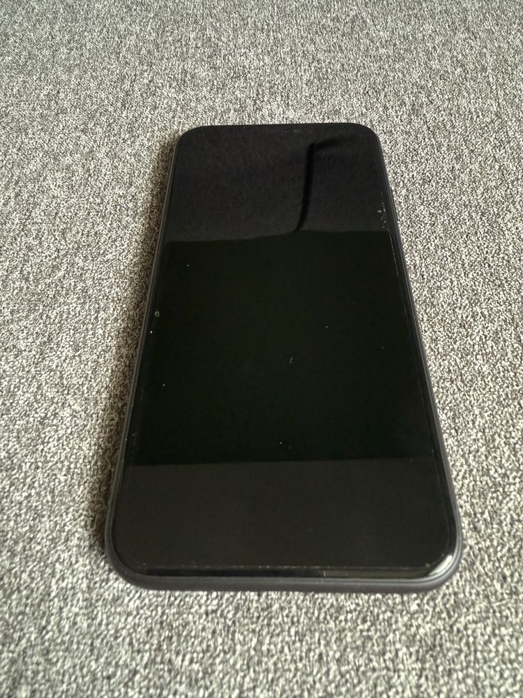 Iphone 11 64GB stan idealny - gwarancja