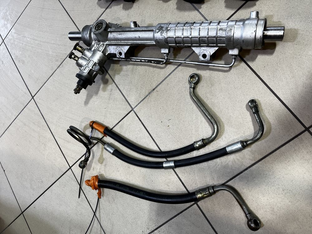 BMW E30 wspomaganie maglownica pompa 325i 320i 318i przekładnia 323i