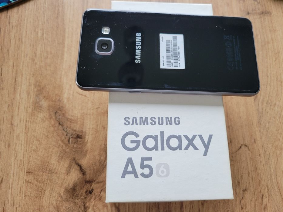 Samsung Galaxy A5 2016 SM-A510F czarny idealny