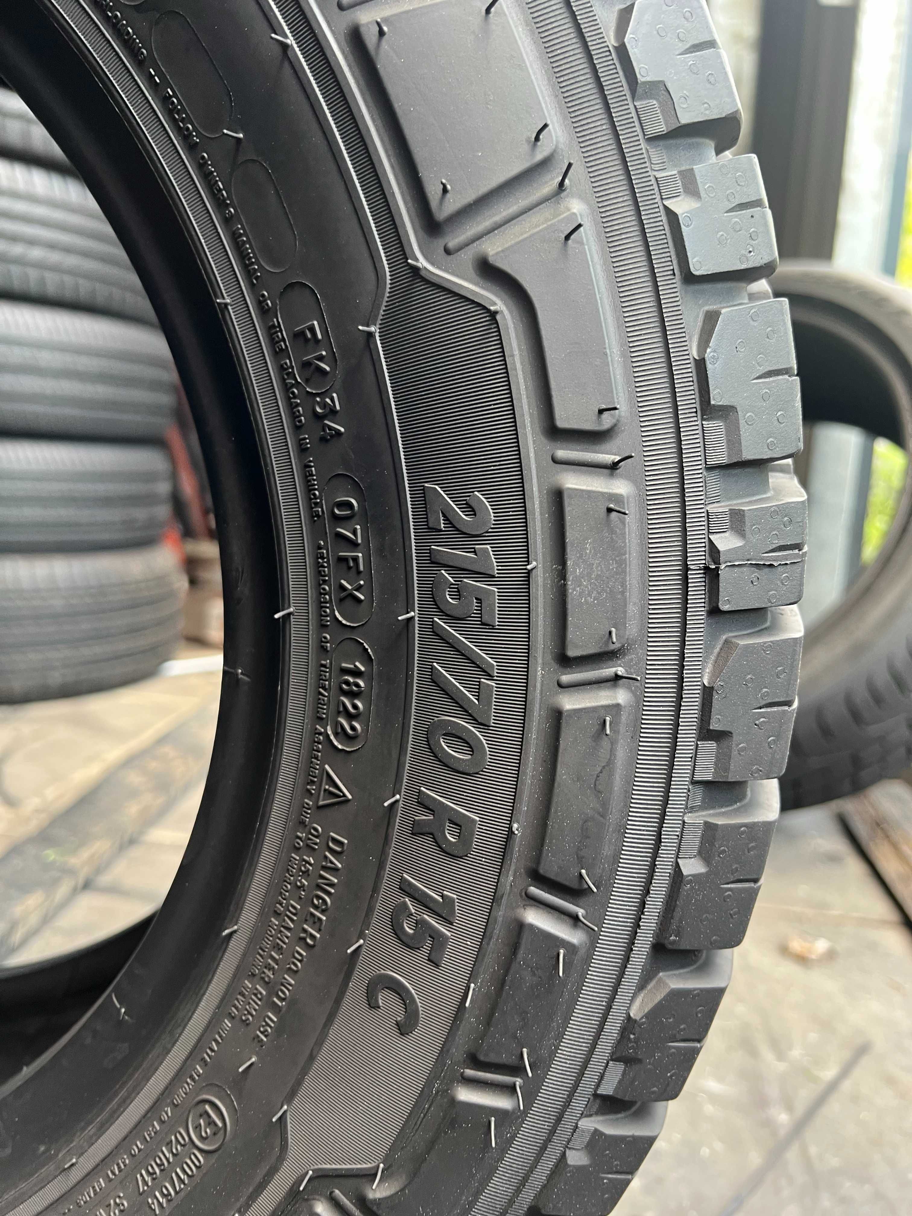 Opona wielosezonowa 215/70/R15C Michelin Agilis CrossClimate - 1 szt