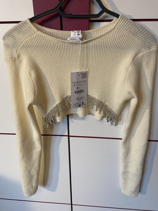 Bluzka z odkrytymi plecami i cyrkoniami Zara S święta sylwester