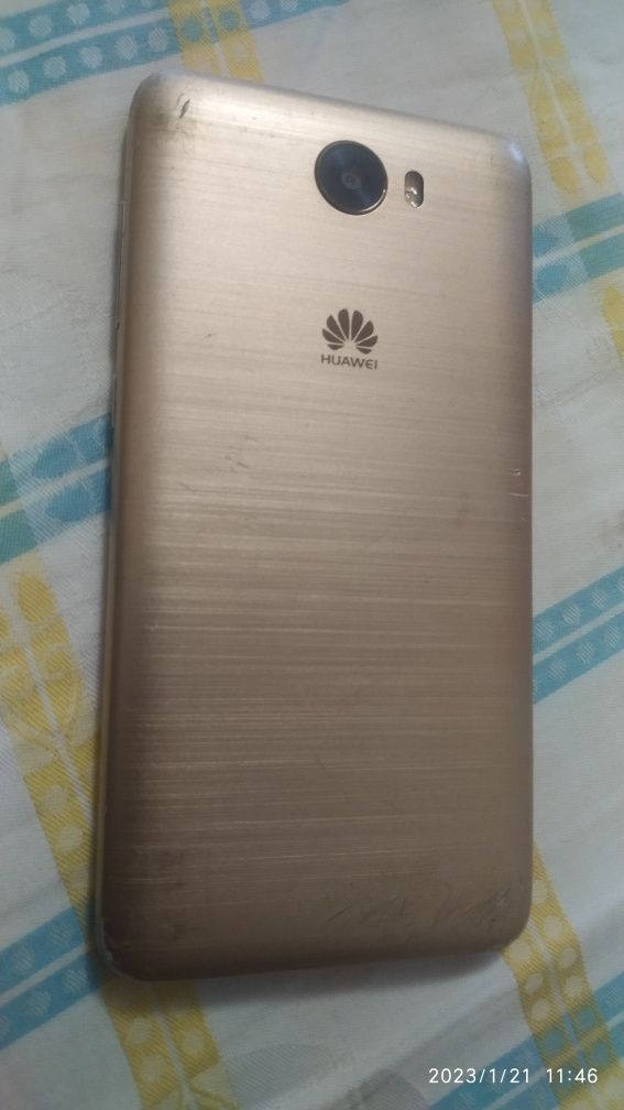 Huawei Y5-2 смартфон треба дисплей