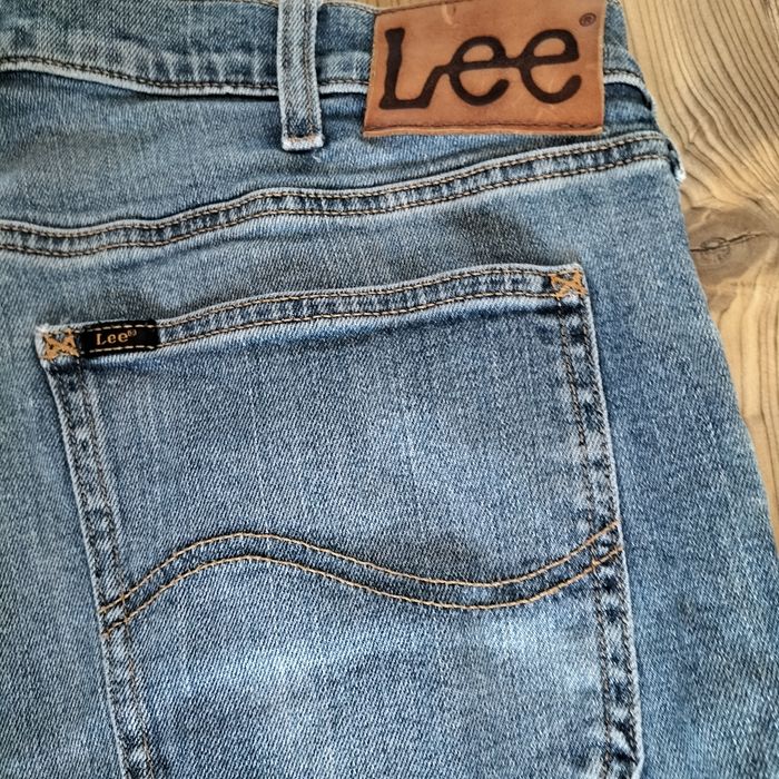 Lee Daren Zip Fly W36L32