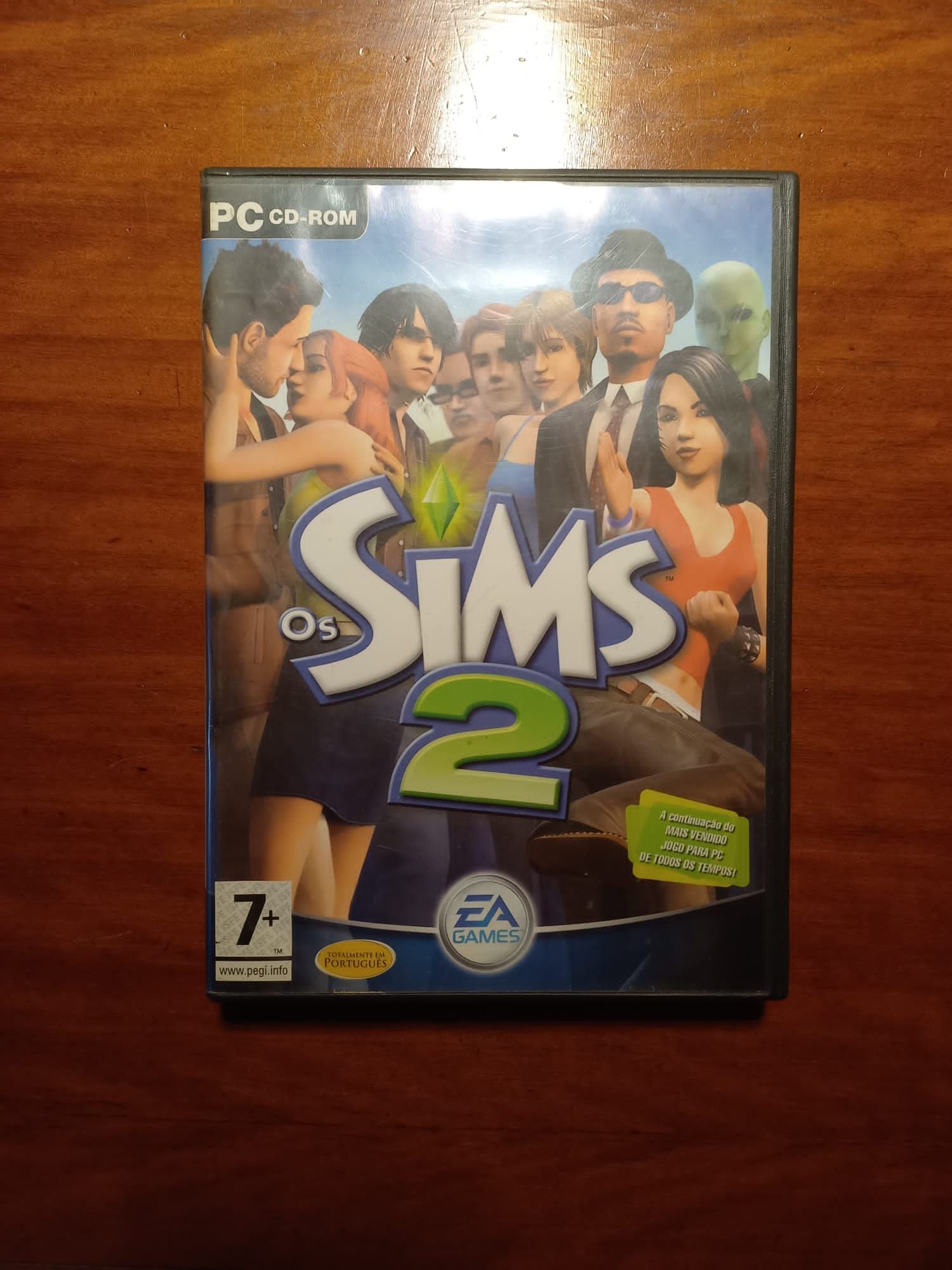 The Sims 2 + 4 Expansões