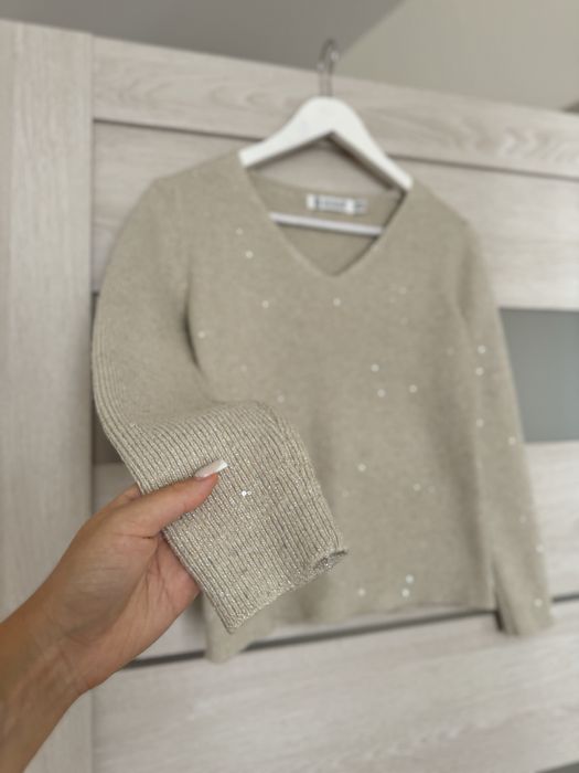 Блестящий свитер