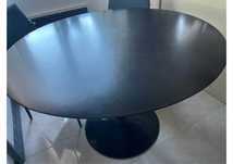 Mesa de jantar usado