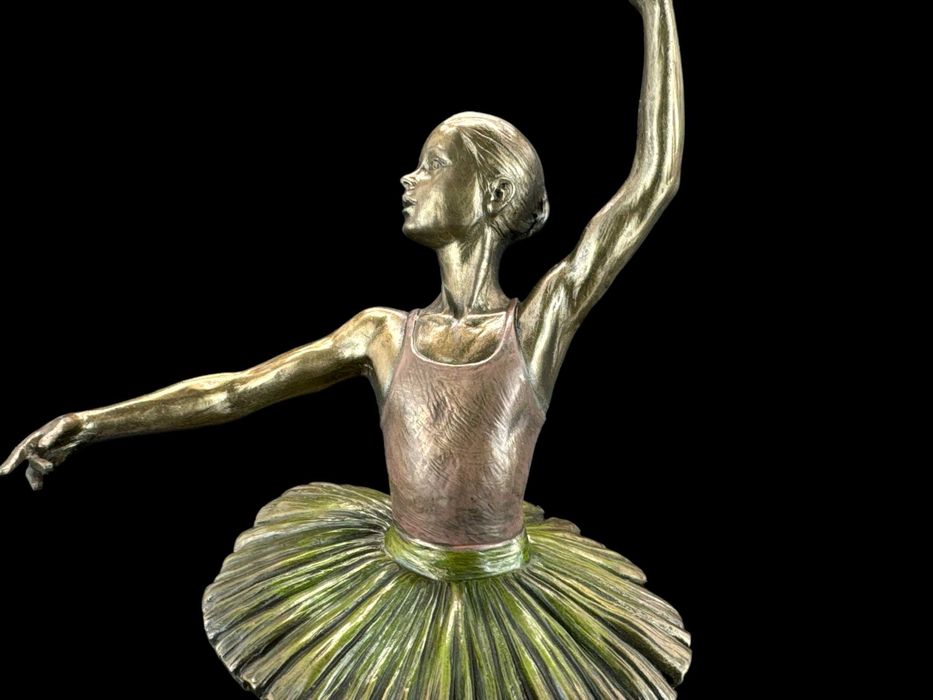 Figurka Baletnica Veronese (Wu70316a4)