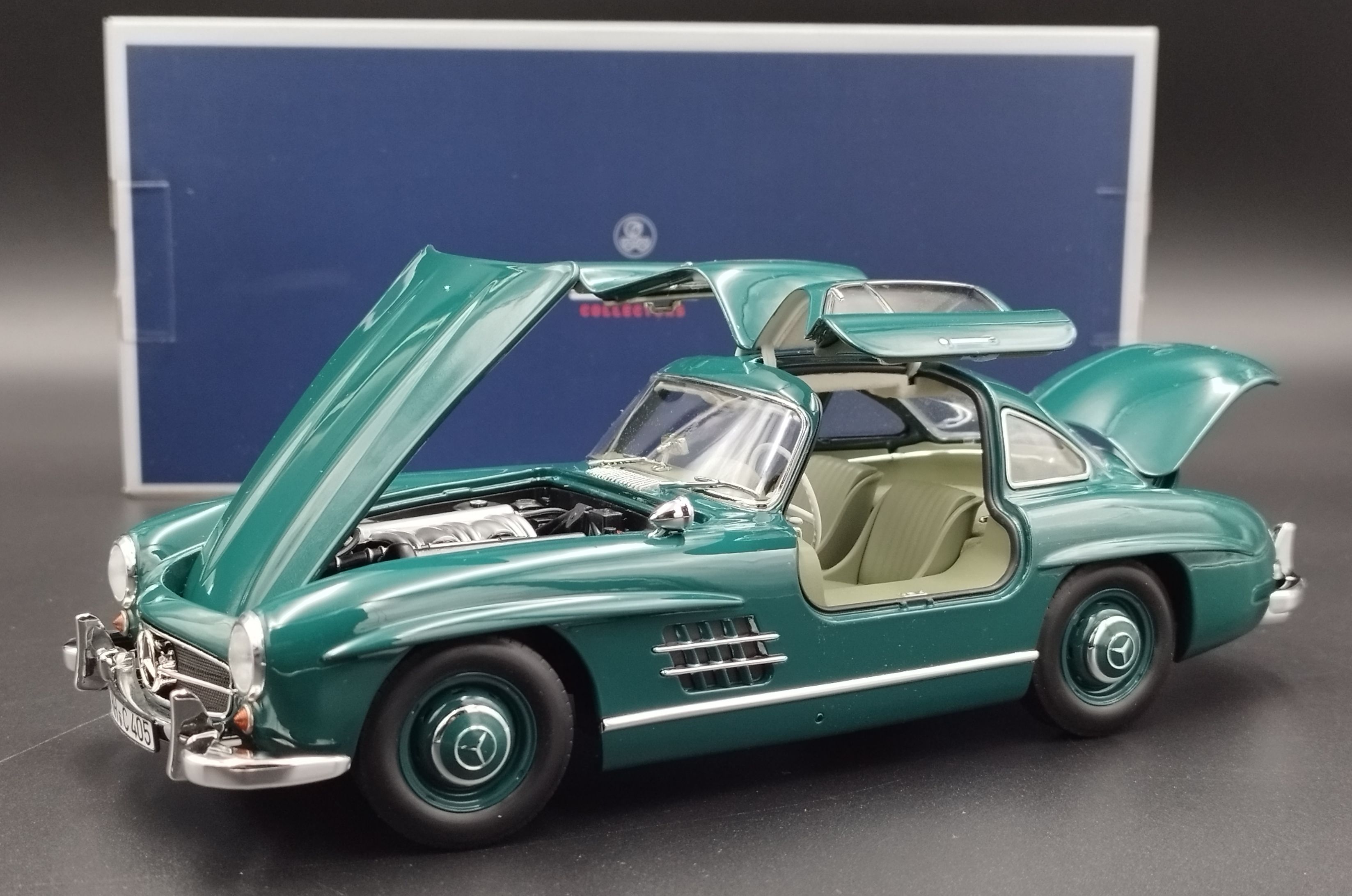 1:18 Norev 1954 Mercedes 300SL W 198 Gullwing Green model nowy