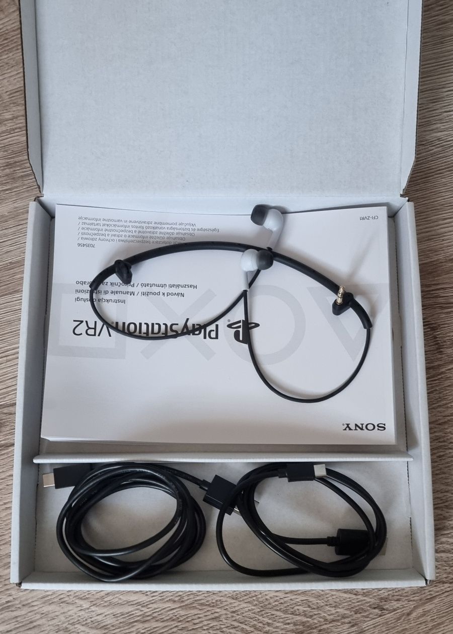 Okulary VR2 +gra fifa21 + stacja ładująco dokująca