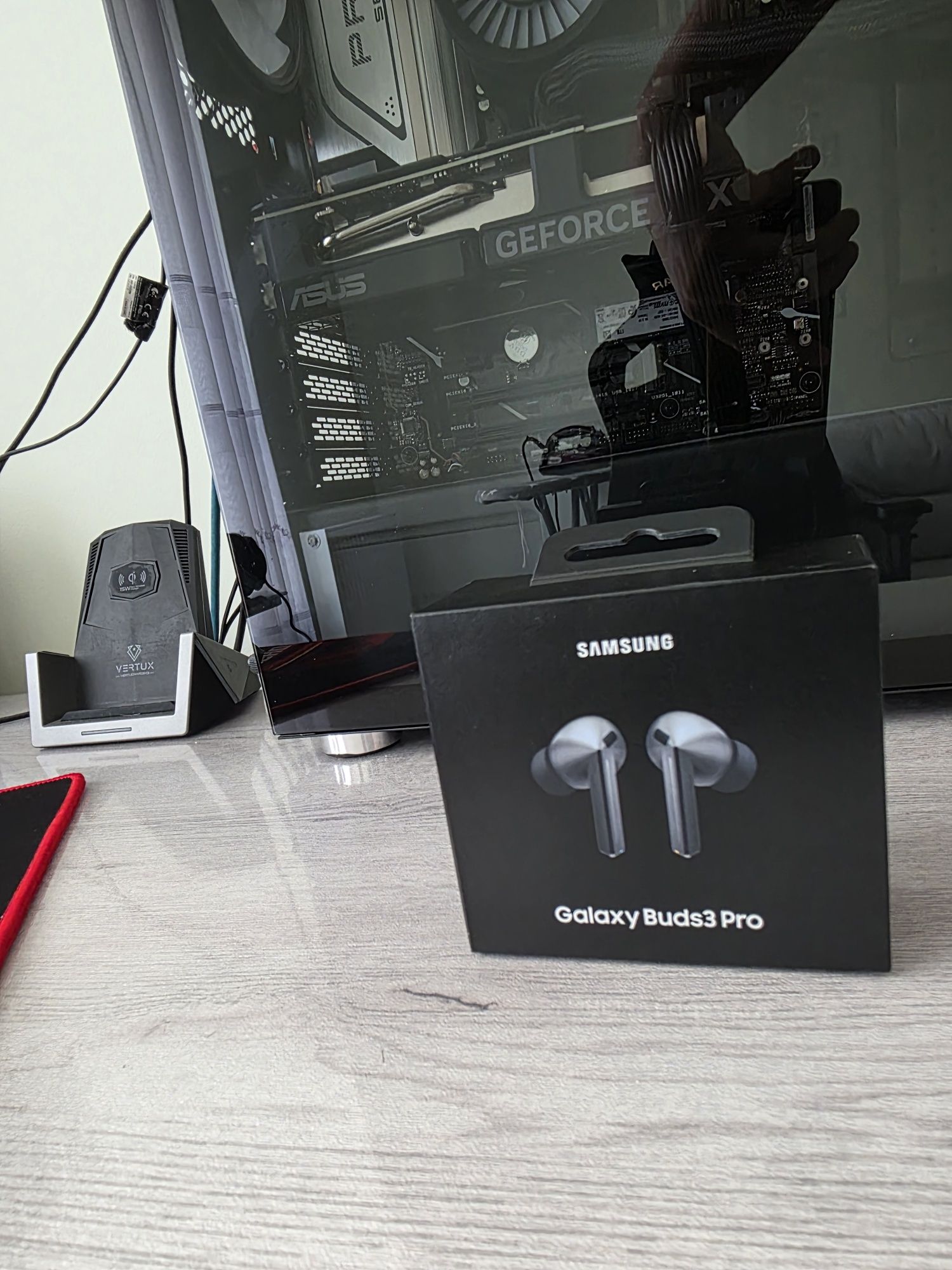 Продам Samsung galaxy buds 3 PRO