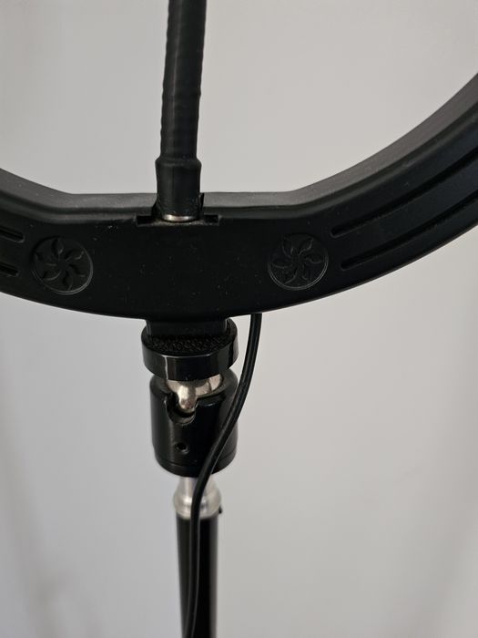 Ring Light 360° com tripé e comandos