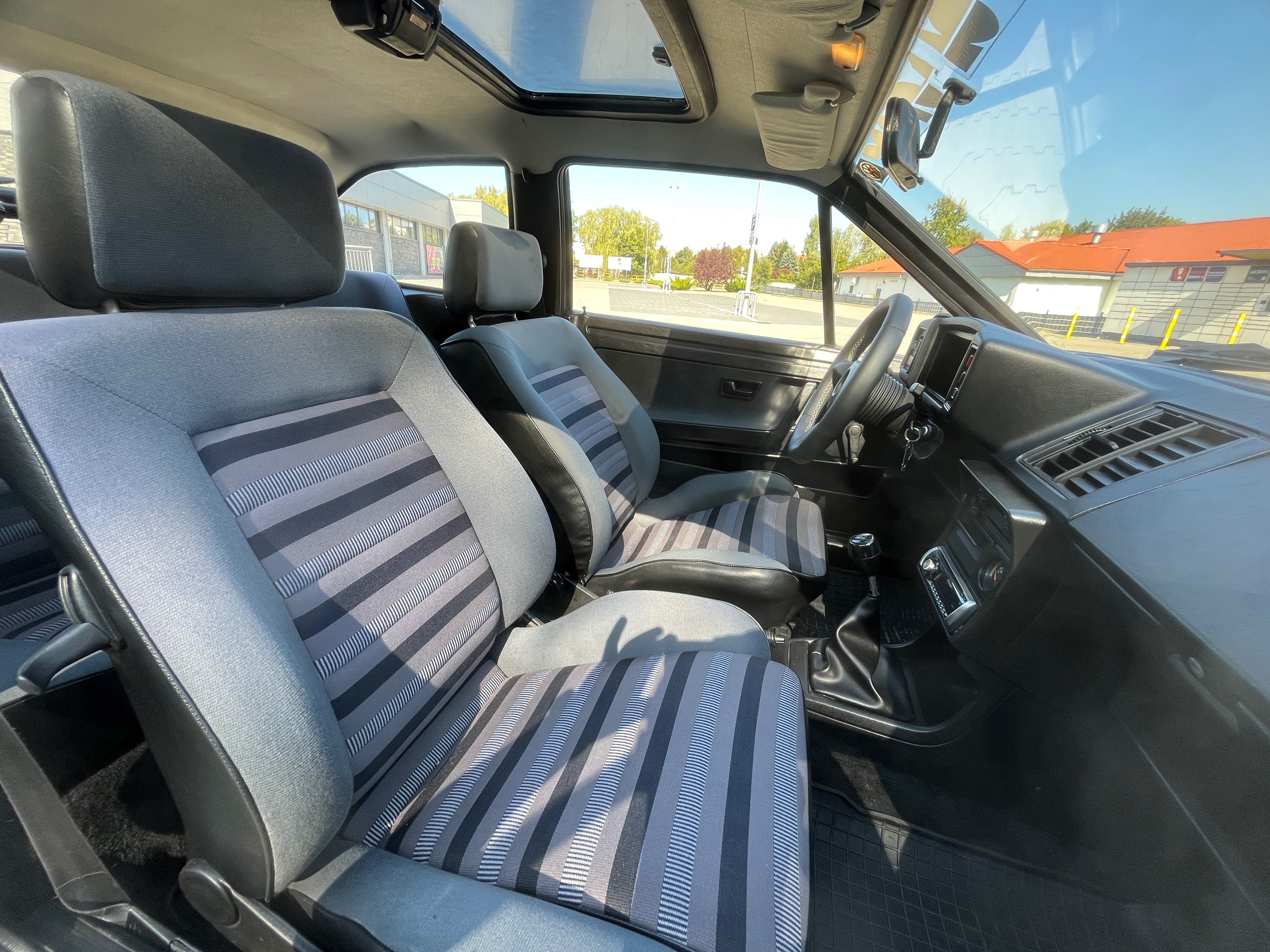 „Volkswagen Scirocco II • 1.8 112 KM • 1987 • Youngtimer • 79 tys. km”