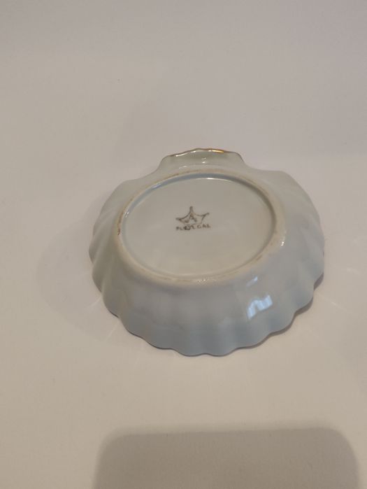 Concha de porcelana vintage Artibus