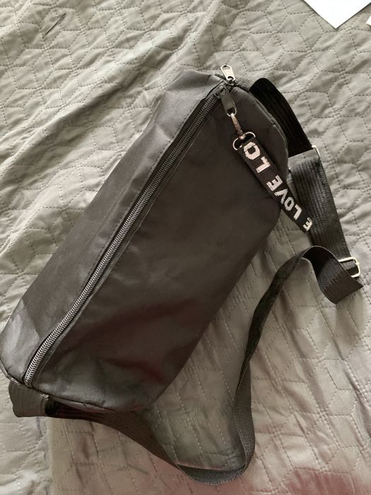 Маленька спортивна сумка