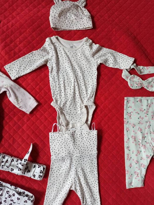 Zestaw ubrań dla dziewczynki
