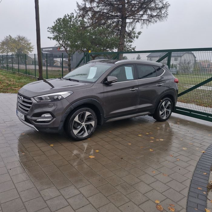 Hyundai Tucson 2.0 crdi salon polska