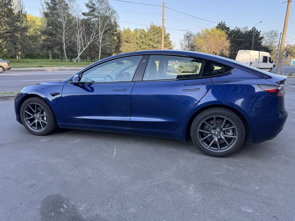 Tesla Model 3 80.5kwt Dual Motor Long range
